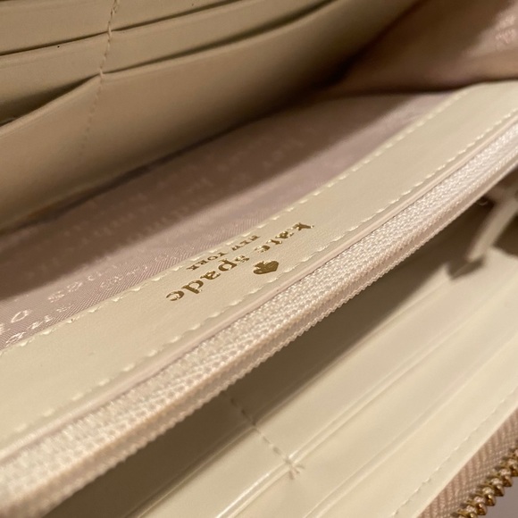 🎄Kate spade Weaved Tote w/ Matching Wallet - Picture 15 of 15